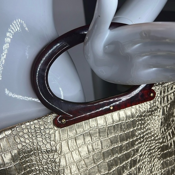 Vintage Lady's Pride Gold Croc Embossed  Folding Lucite Double Handle Tote Bag - Picture 8 of 11